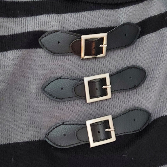 Gorgeous Fall Tunic Sweater - Picture 2 of 6